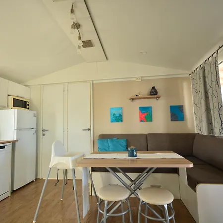 New West Coast Mobilhomes منتزه العطل