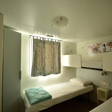 New West Coast Mobilhomes * بوريتش